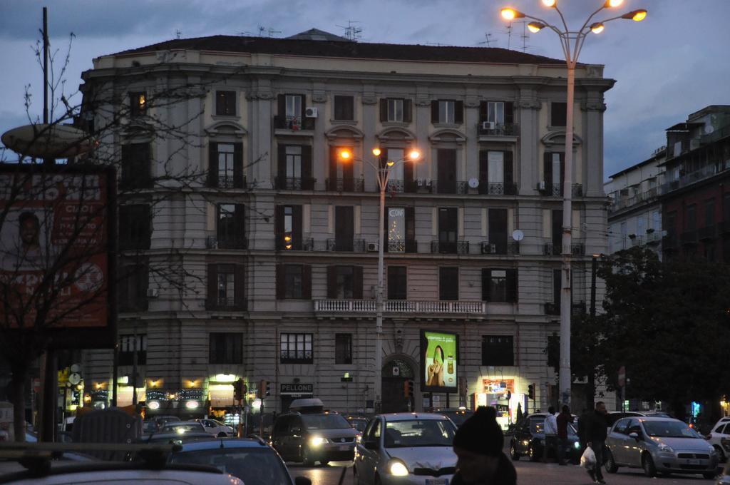 Bed & Breakfast Napoli Centrale エクステリア 写真