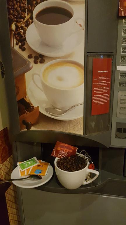 Bed & Breakfast Napoli Centrale エクステリア 写真