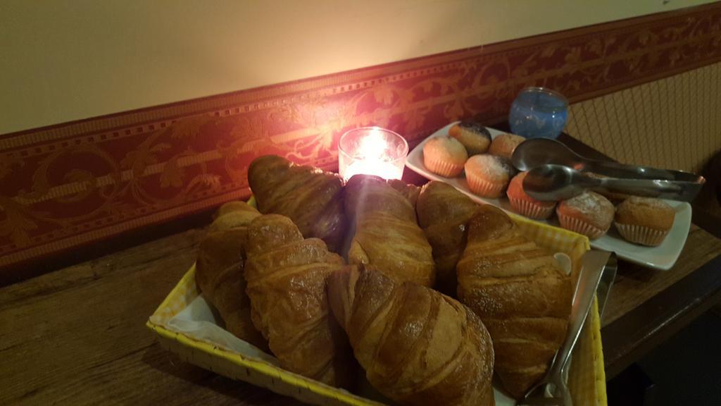 Bed & Breakfast Napoli Centrale エクステリア 写真