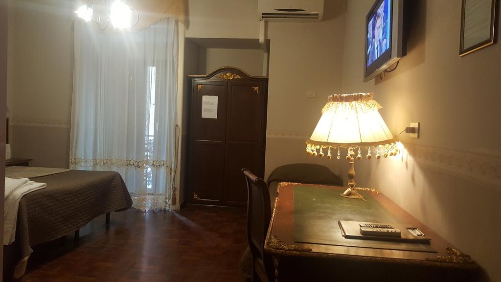 Bed & Breakfast Napoli Centrale エクステリア 写真