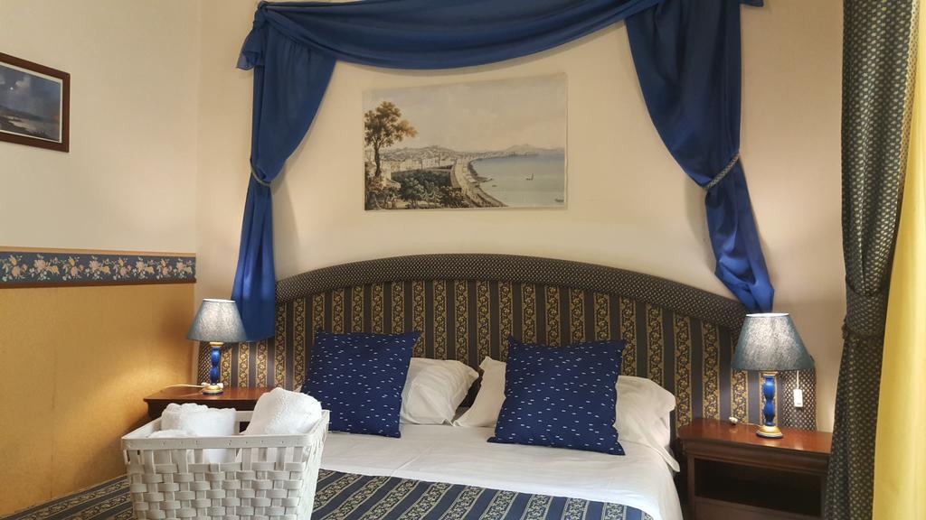 Bed & Breakfast Napoli Centrale エクステリア 写真