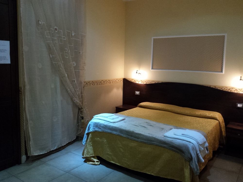 Bed & Breakfast Napoli Centrale エクステリア 写真