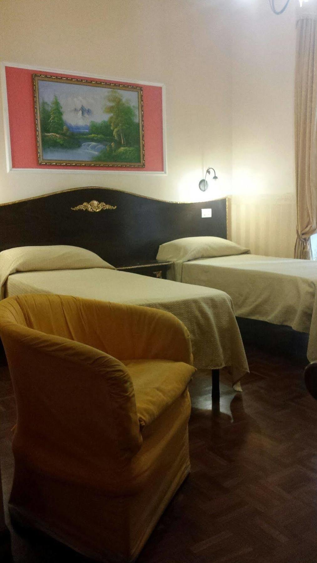Bed & Breakfast Napoli Centrale エクステリア 写真