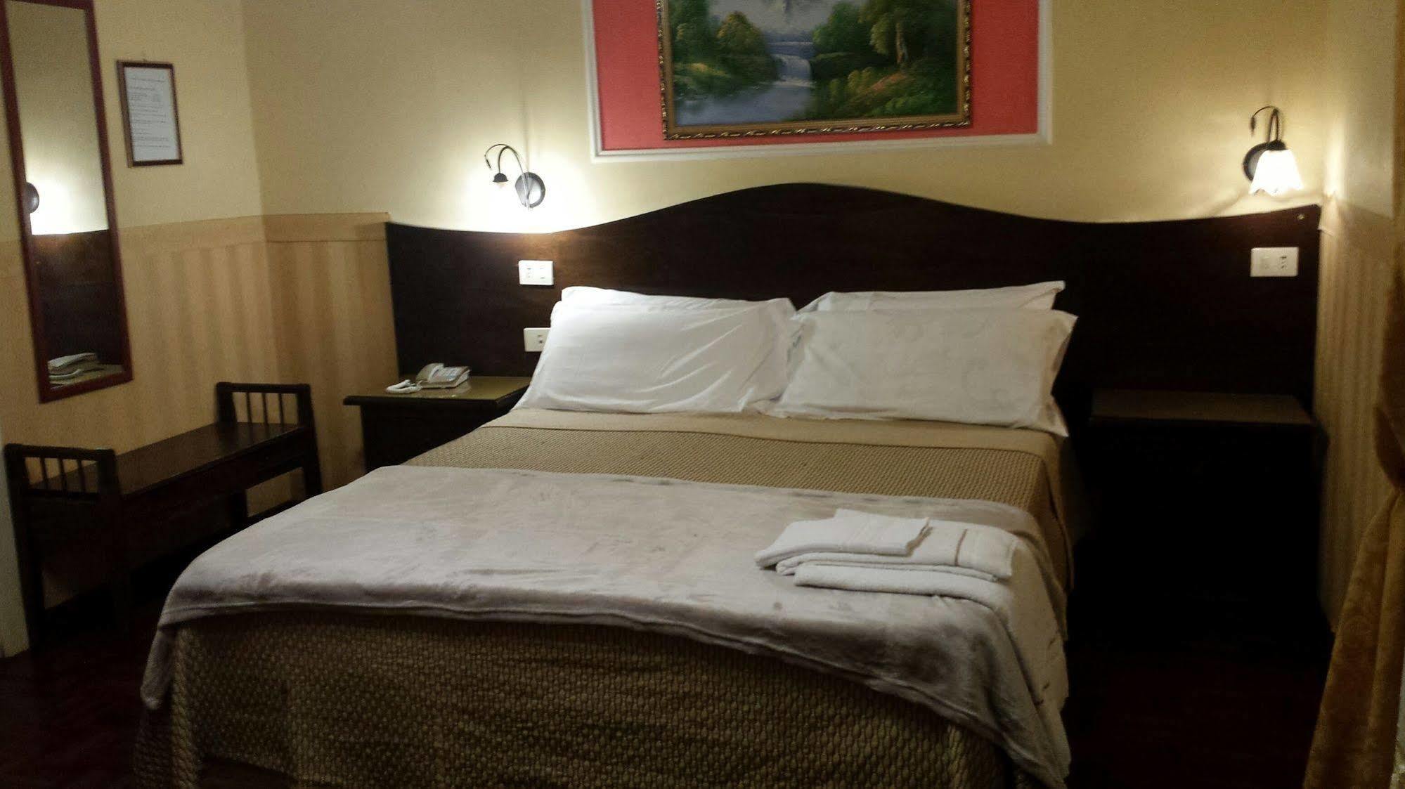 Bed & Breakfast Napoli Centrale エクステリア 写真